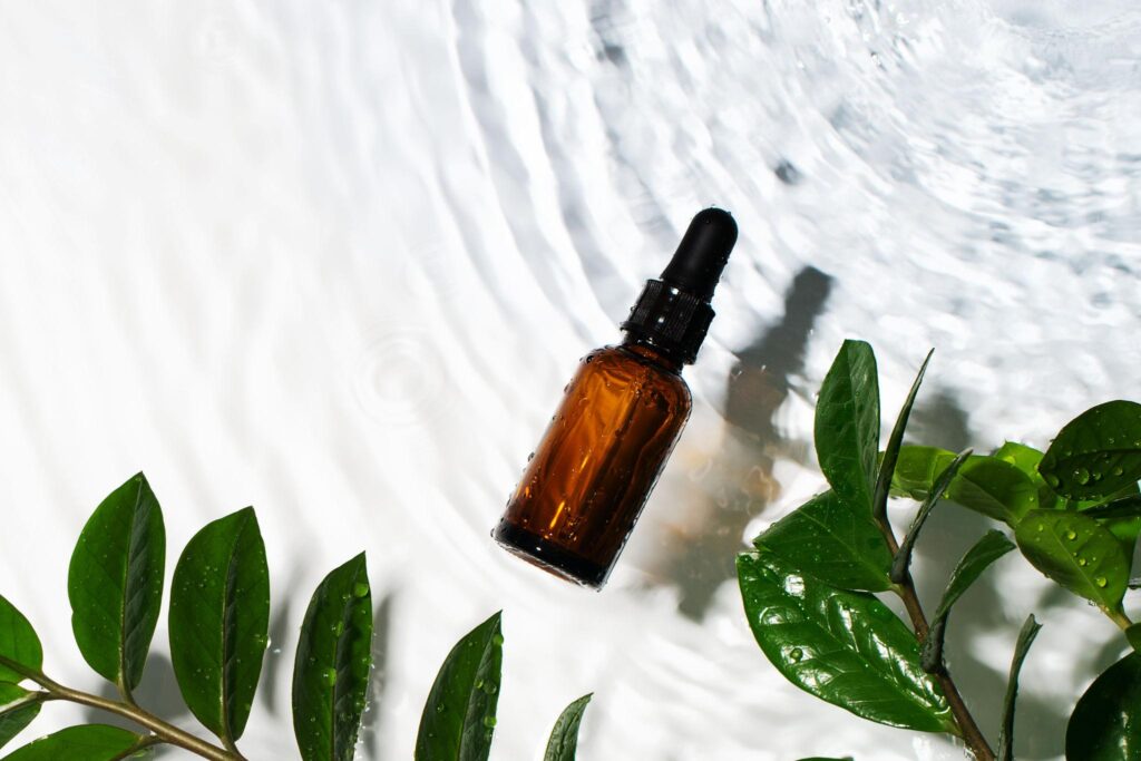 Natural face serum dropper bottle for acne-prone skin with clean ingredients